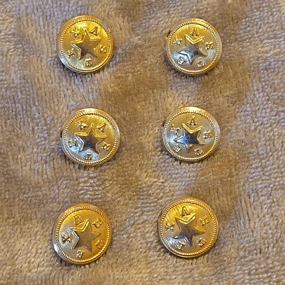 Vintage Waterbury Gold Toned Texas Star Metal Military Jacket Buttons